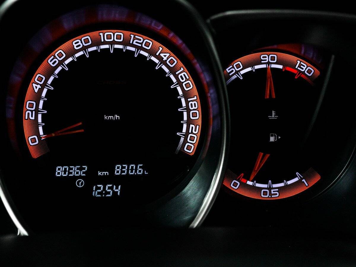 Купить Lada (ВАЗ) Vesta с пробегом. Фото: #10