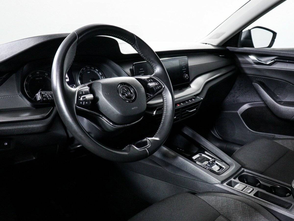 Купить Skoda Octavia с пробегом. Фото: #13