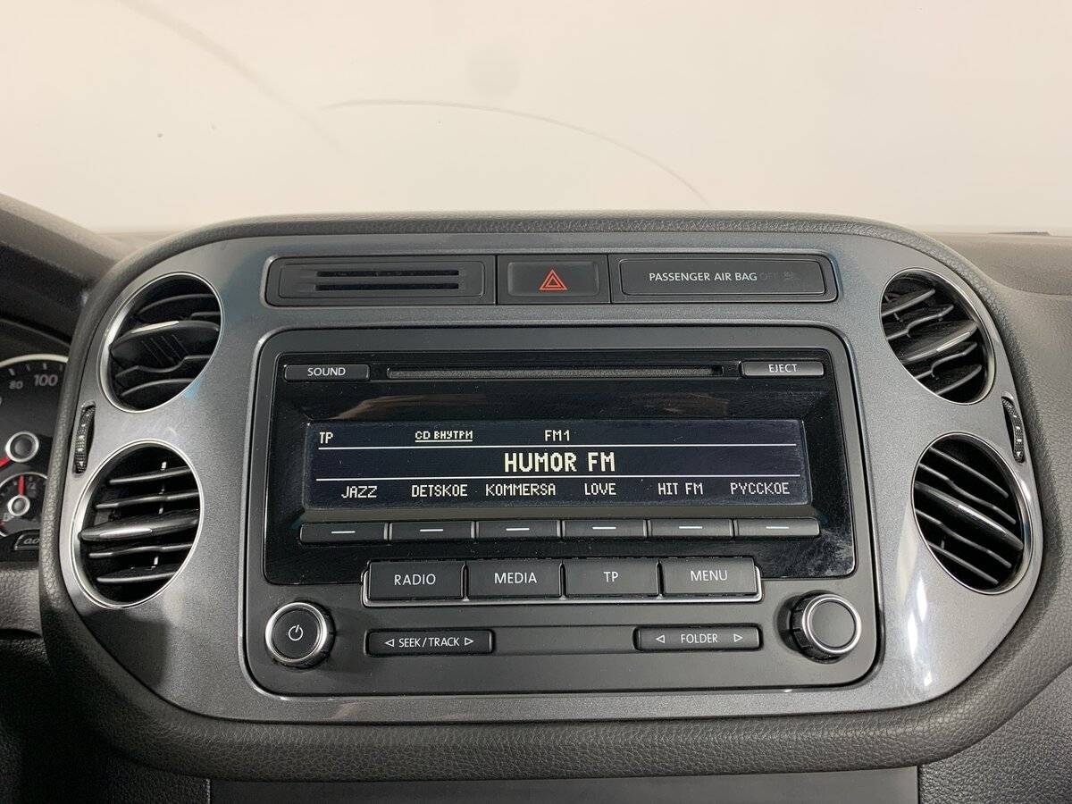 Купить Volkswagen Tiguan с пробегом. Фото: #14