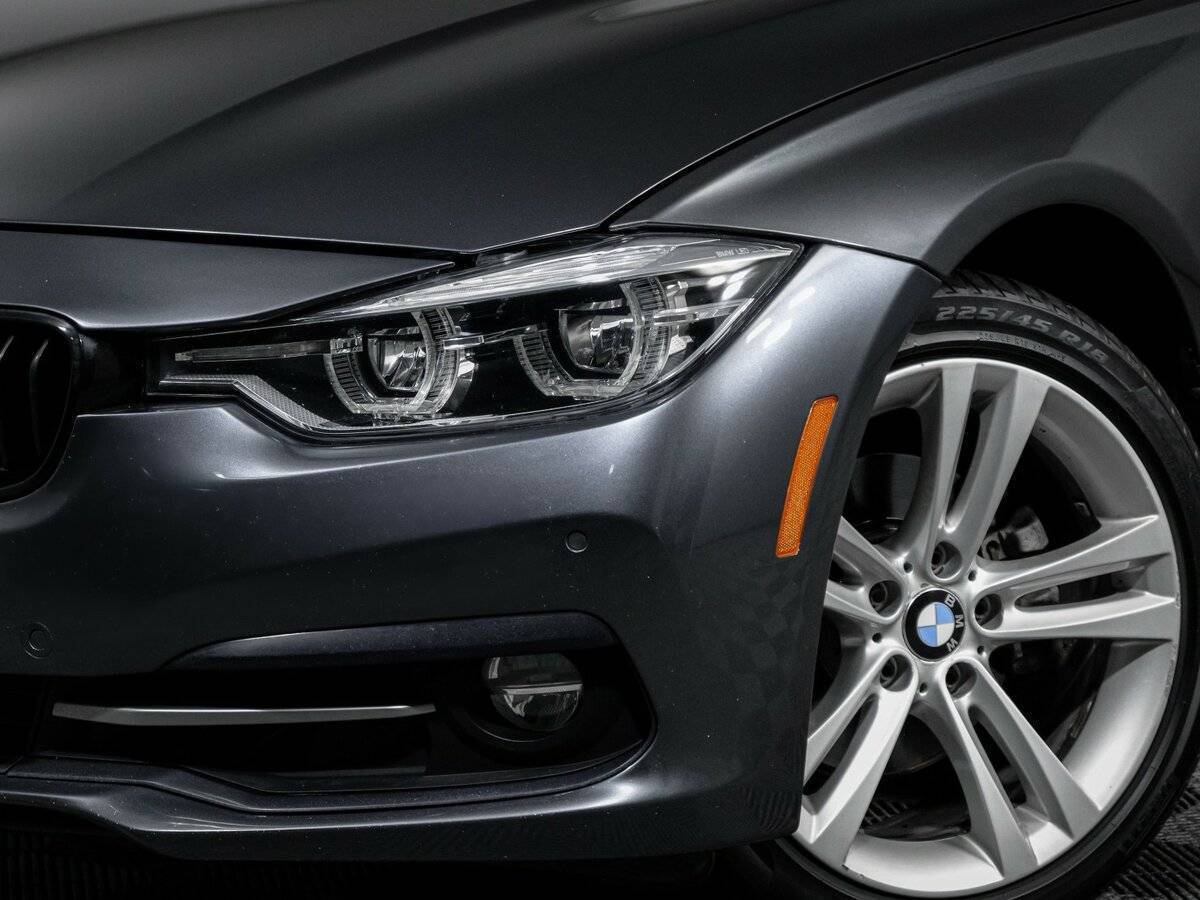 Купить BMW 3 серии с пробегом. Фото: #16