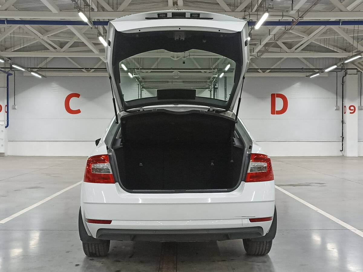 Купить Skoda Octavia с пробегом. Фото: #9