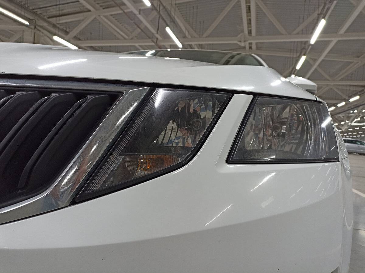 Купить Skoda Octavia с пробегом. Фото: #16