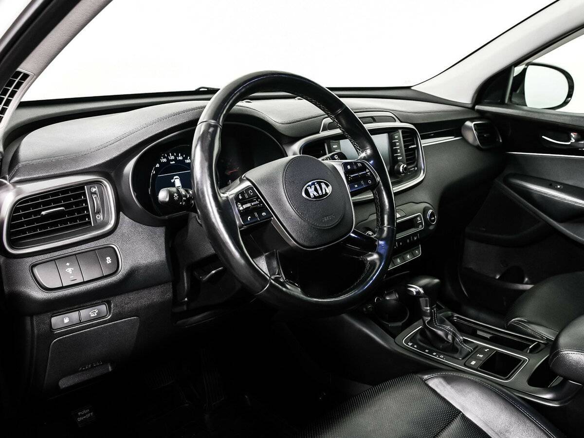 Купить Kia Sorento с пробегом. Фото: #12