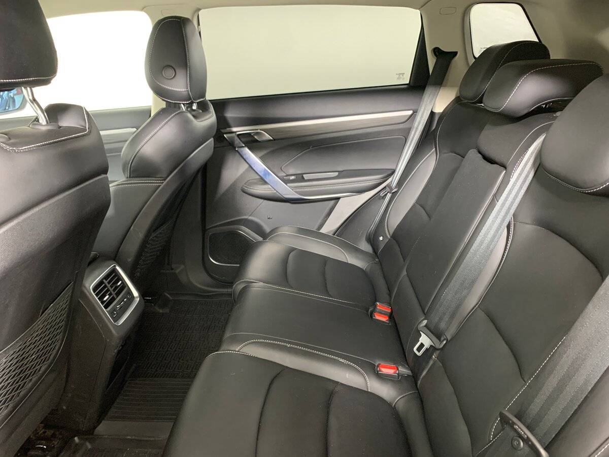 Купить Geely Atlas Pro с пробегом. Фото: #16