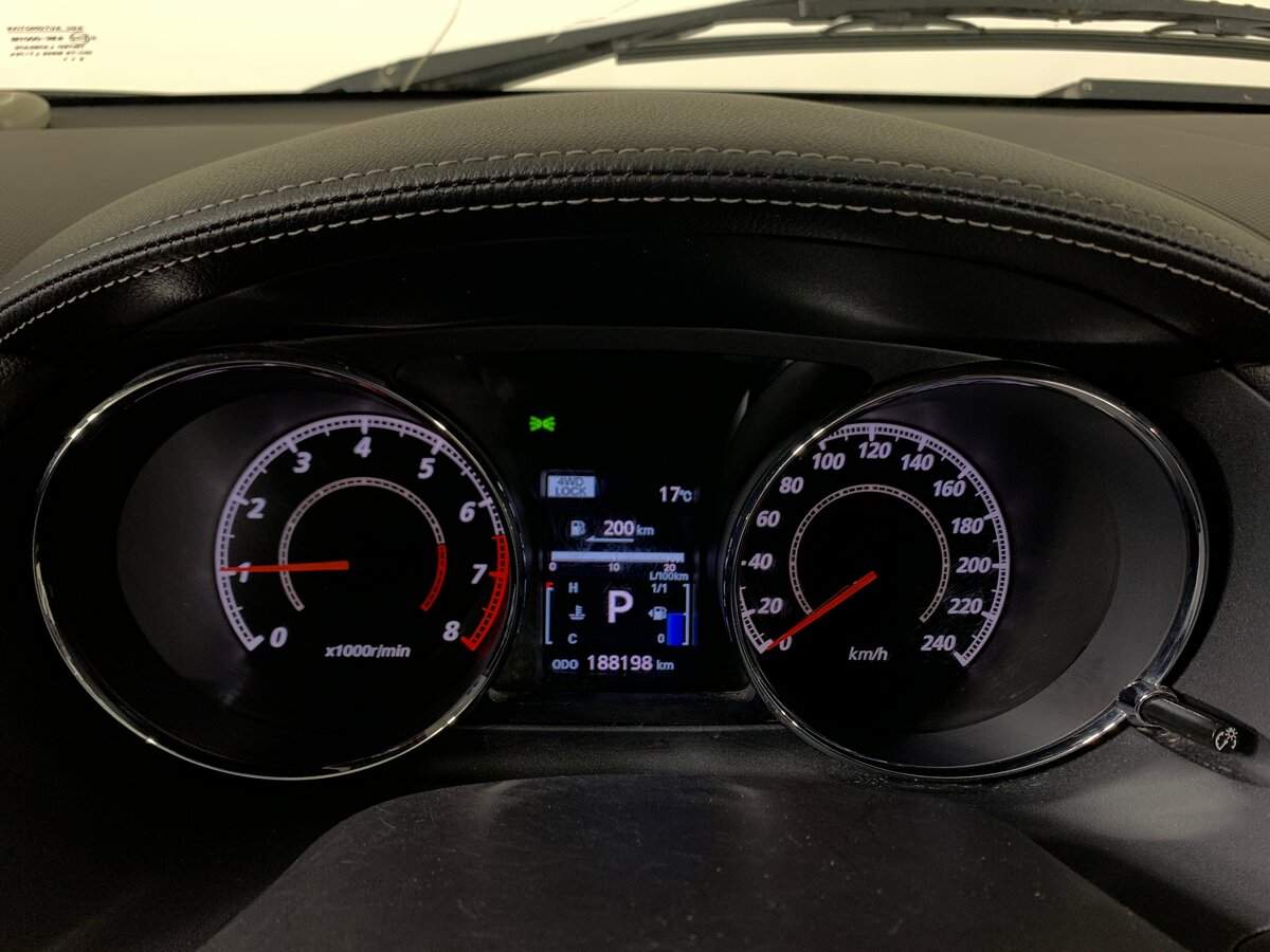 Купить Citroen C-Crosser с пробегом. Фото: #13