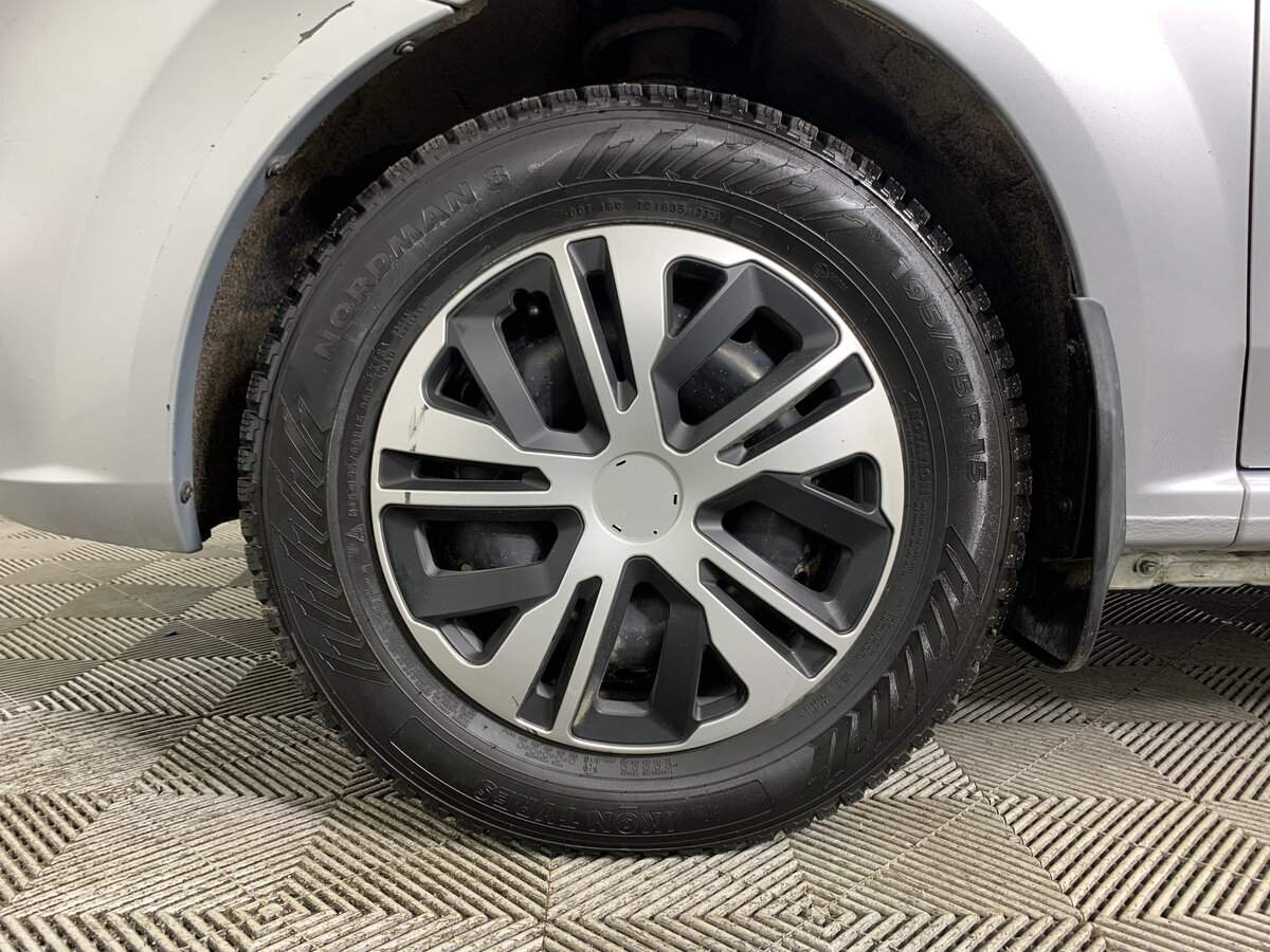 Купить Lada (ВАЗ) Largus с пробегом. Фото: #8