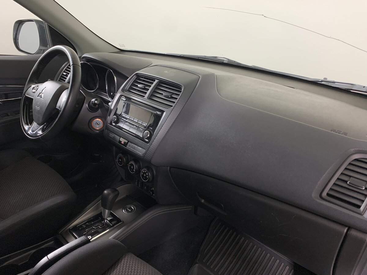 Купить Mitsubishi ASX с пробегом. Фото: #13