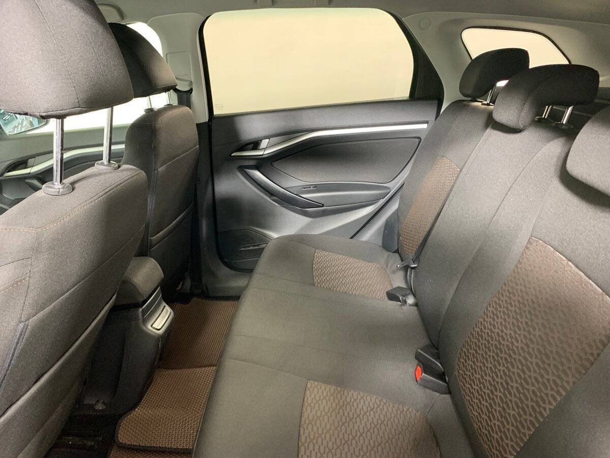 Купить Lada (ВАЗ) Vesta с пробегом. Фото: #17