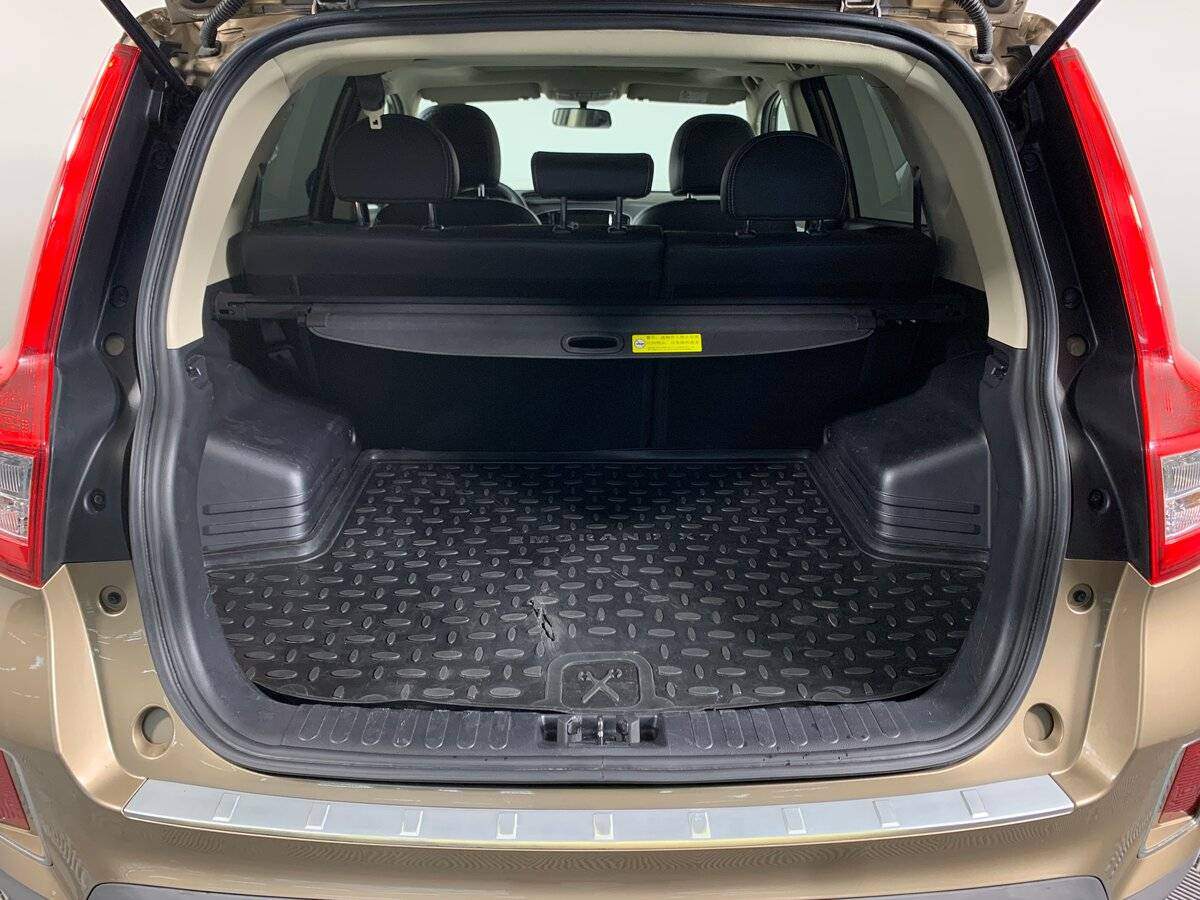 Купить Geely Emgrand X7 с пробегом. Фото: #19