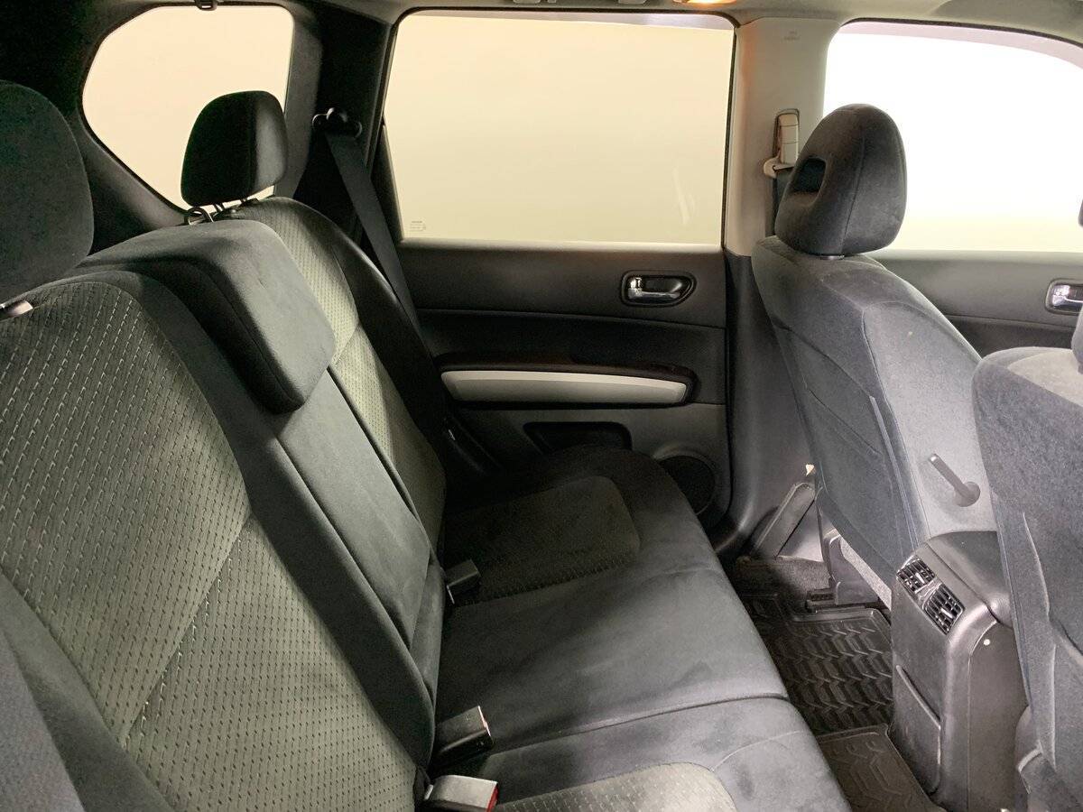 Купить Nissan X-Trail с пробегом. Фото: #16