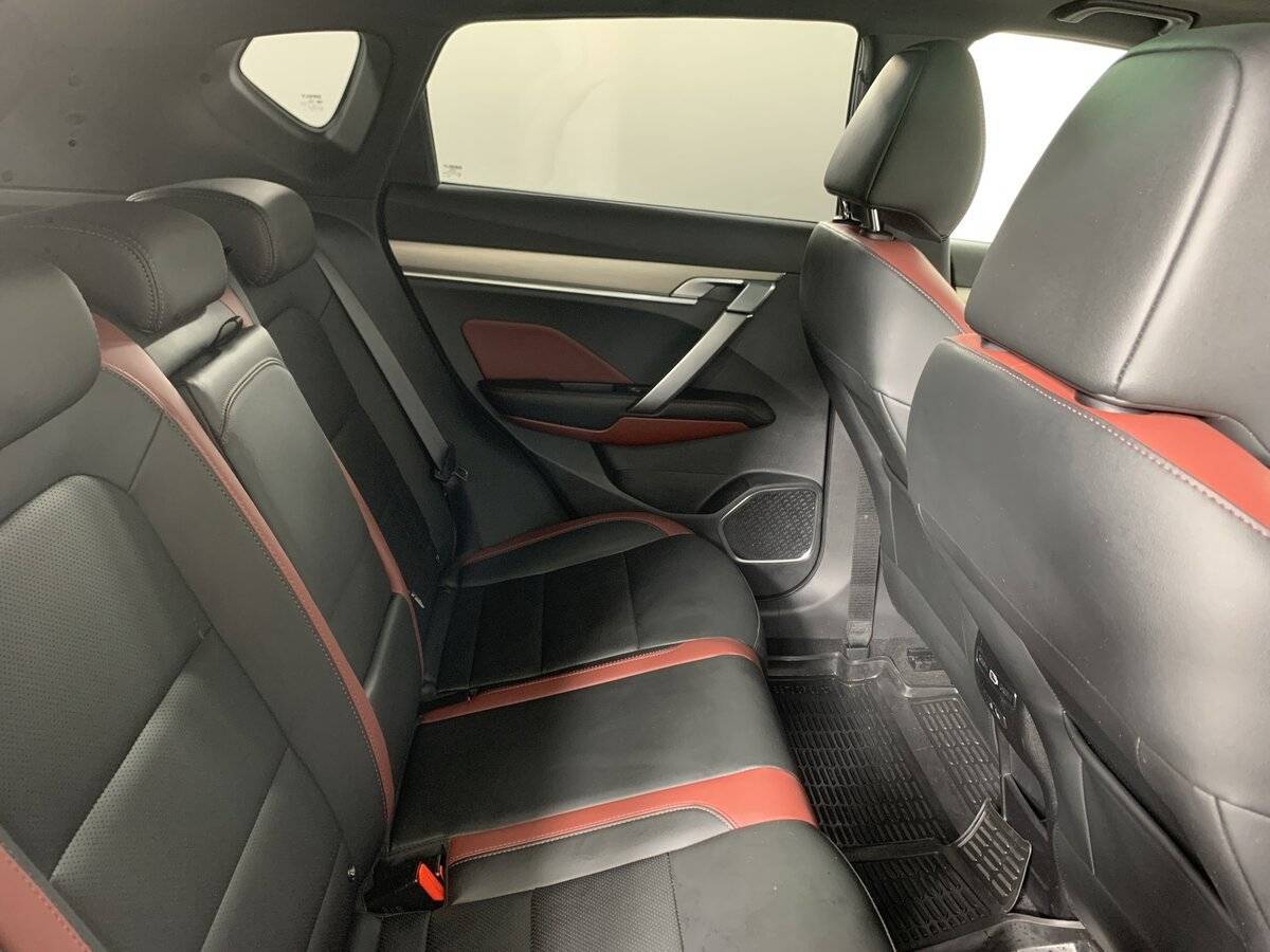 Купить Geely Coolray с пробегом. Фото: #16