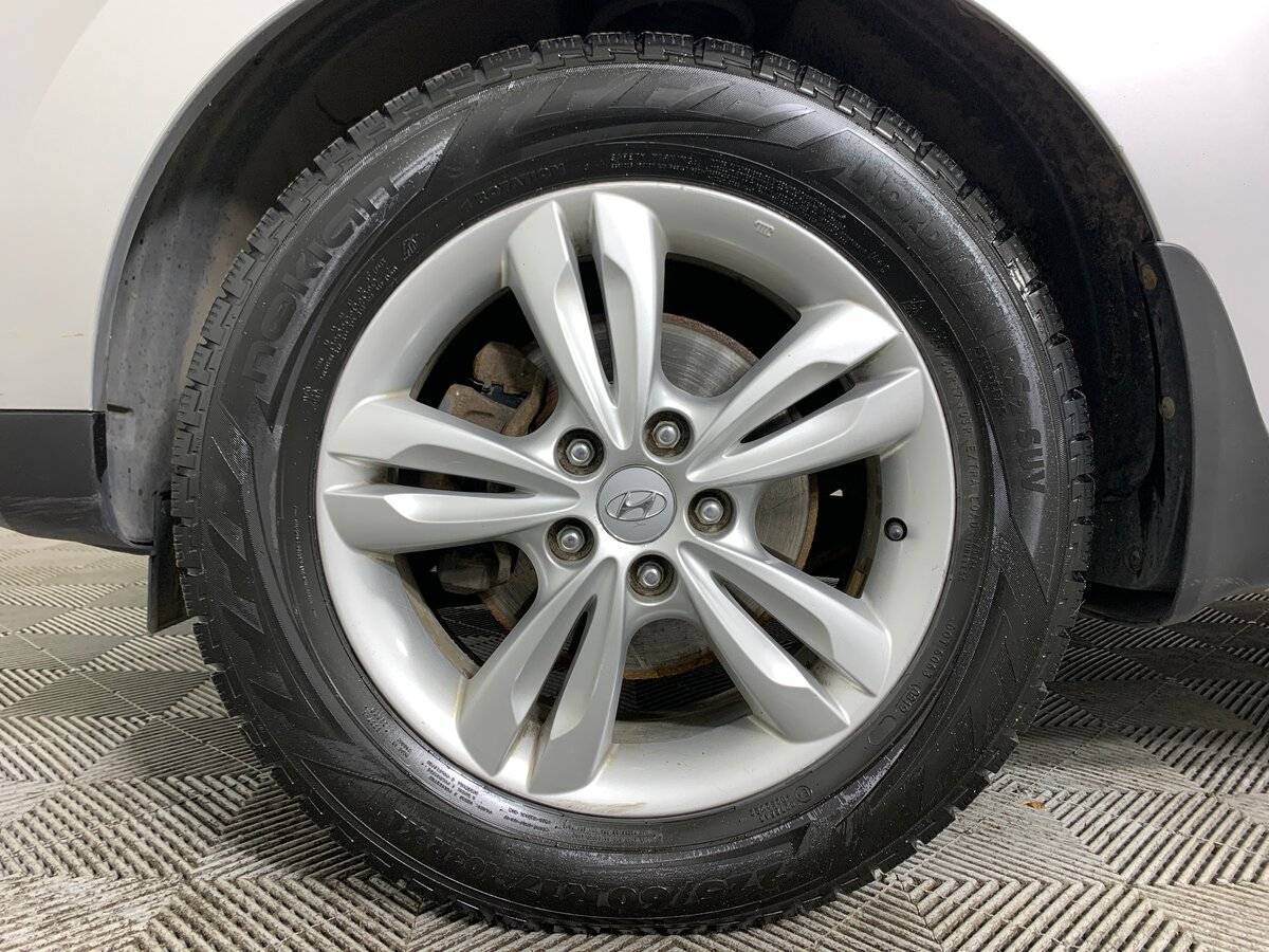 Купить Hyundai ix35 с пробегом. Фото: #8