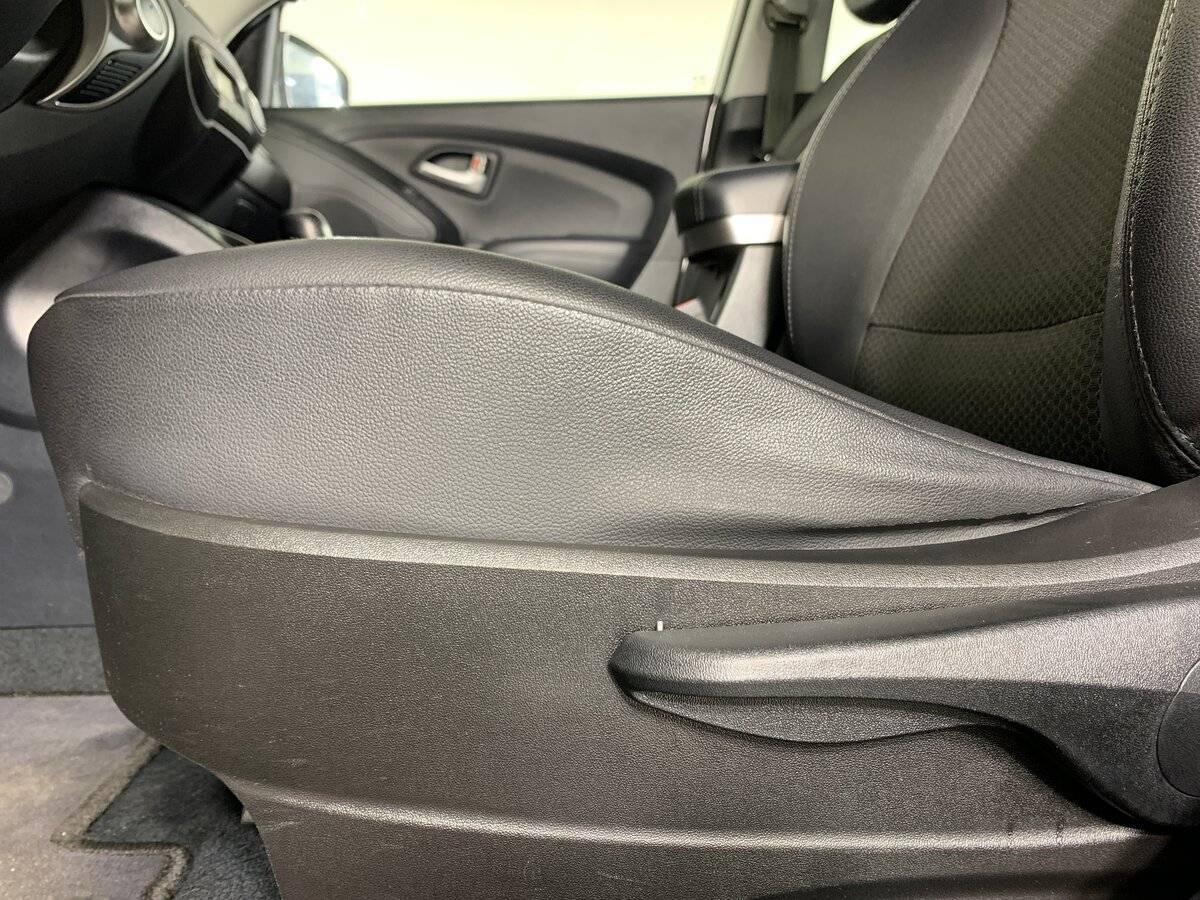 Купить Hyundai ix35 с пробегом. Фото: #15