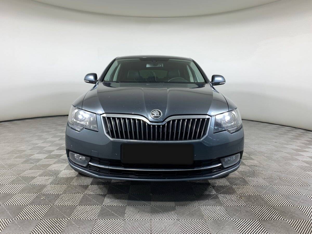 Купить Skoda Superb с пробегом. Фото: #1
