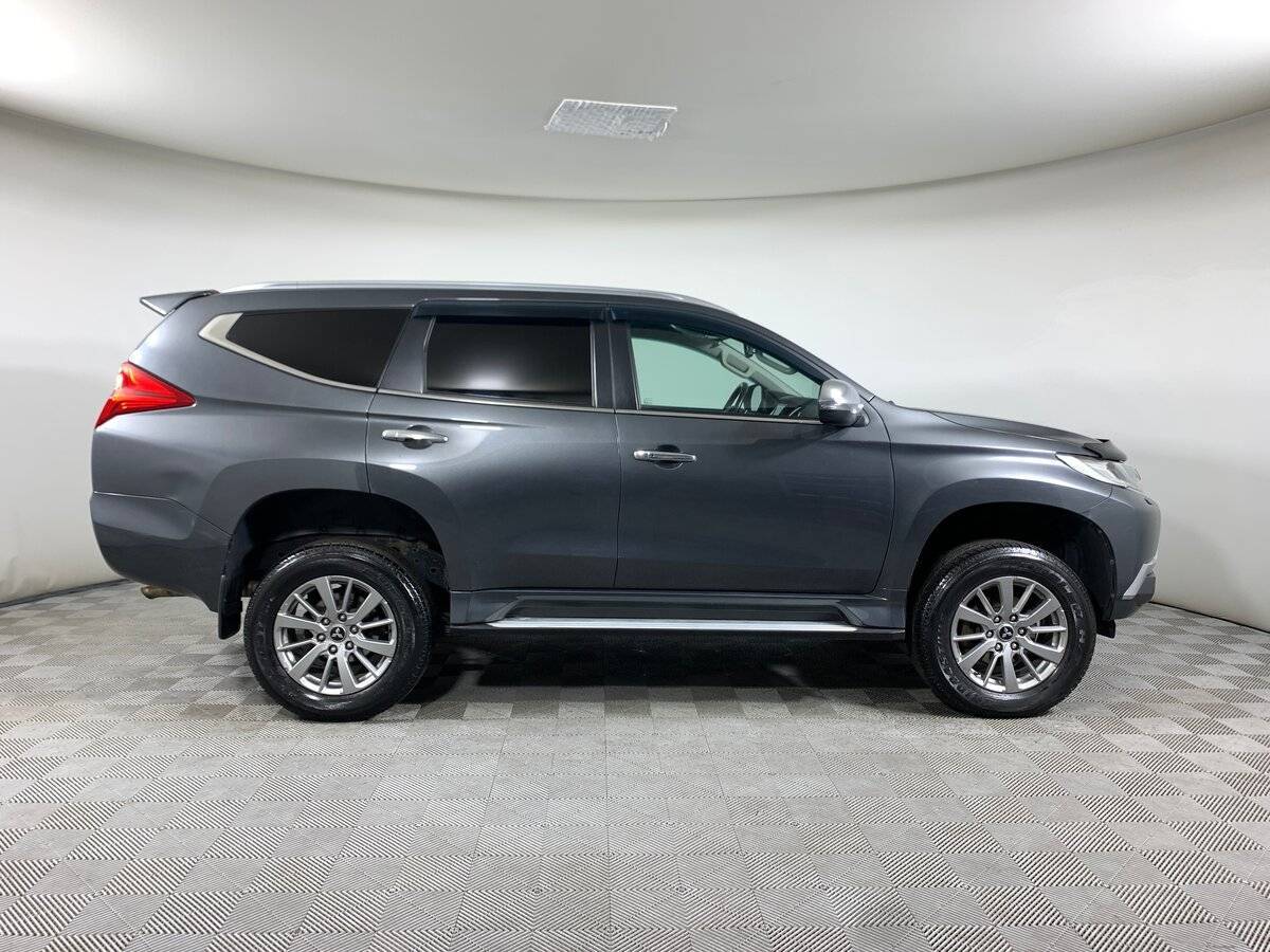Купить Mitsubishi Pajero Sport с пробегом. Фото: #3