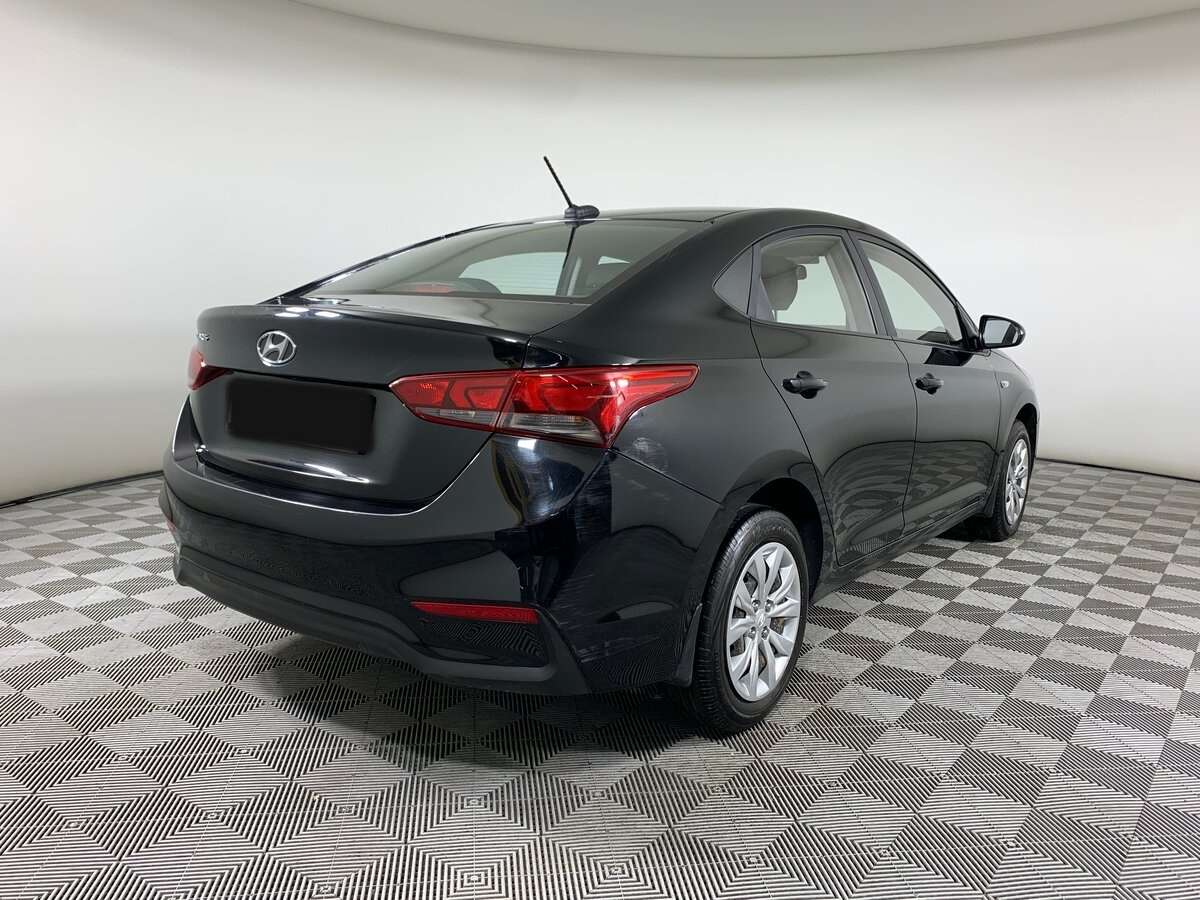 Купить Hyundai Solaris с пробегом. Фото: #4