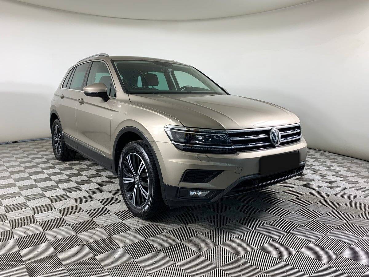 Купить Volkswagen Tiguan с пробегом. Фото: #2