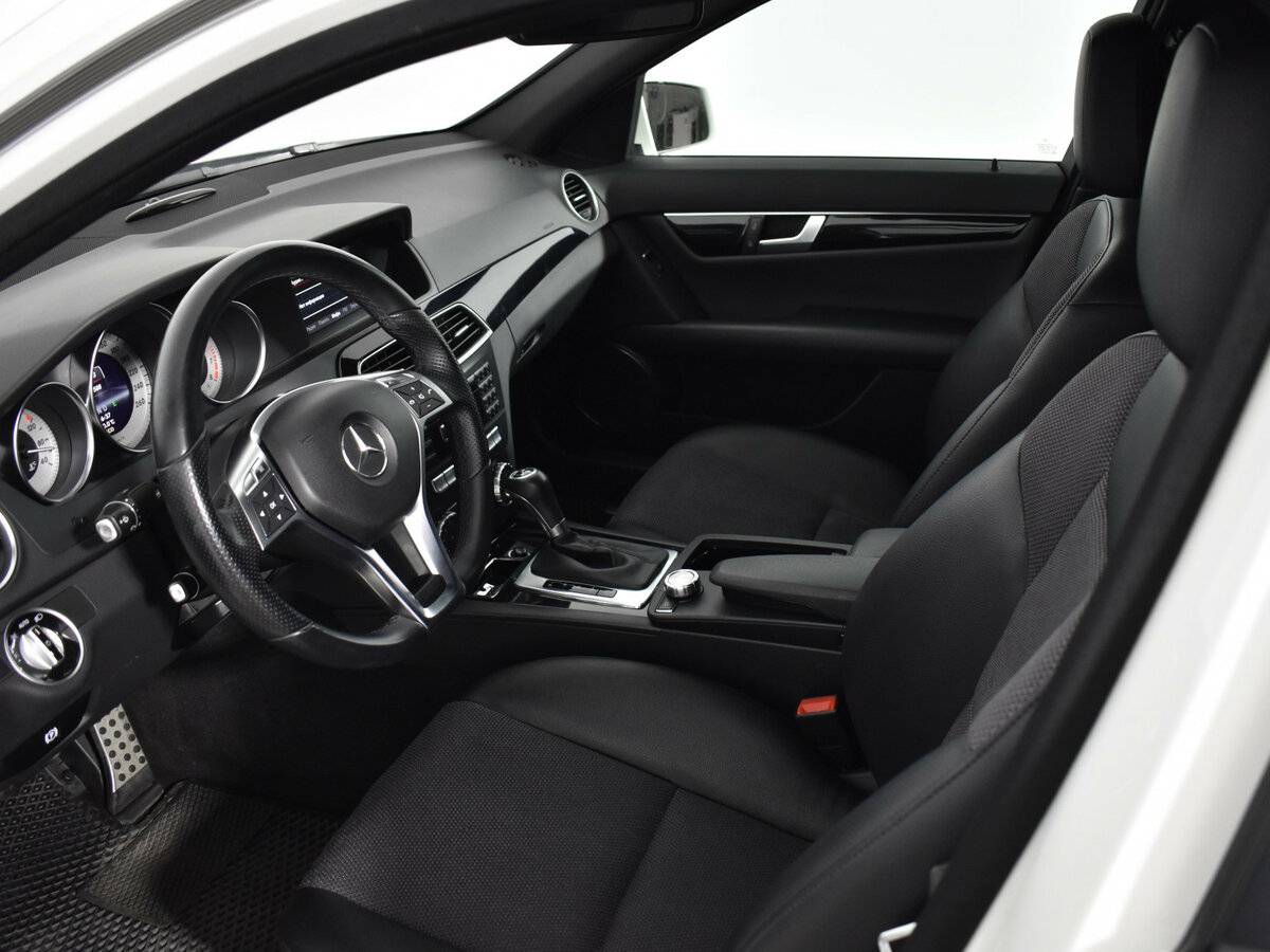 Купить Mercedes-Benz C-Класс с пробегом. Фото: #8