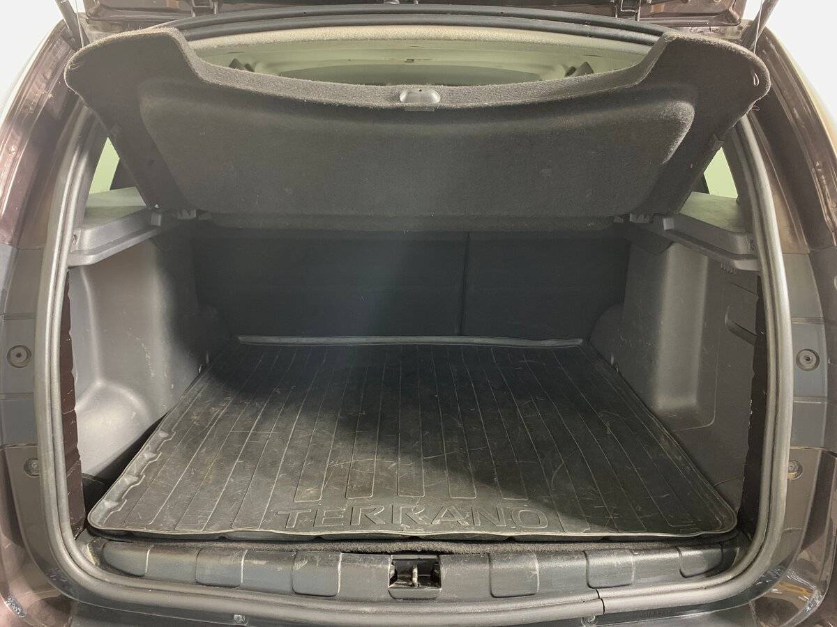 Купить Nissan Terrano с пробегом. Фото: #15