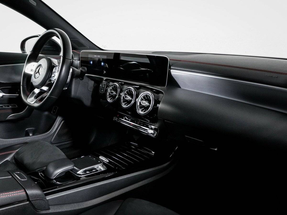 Купить Mercedes-Benz CLA с пробегом. Фото: #8