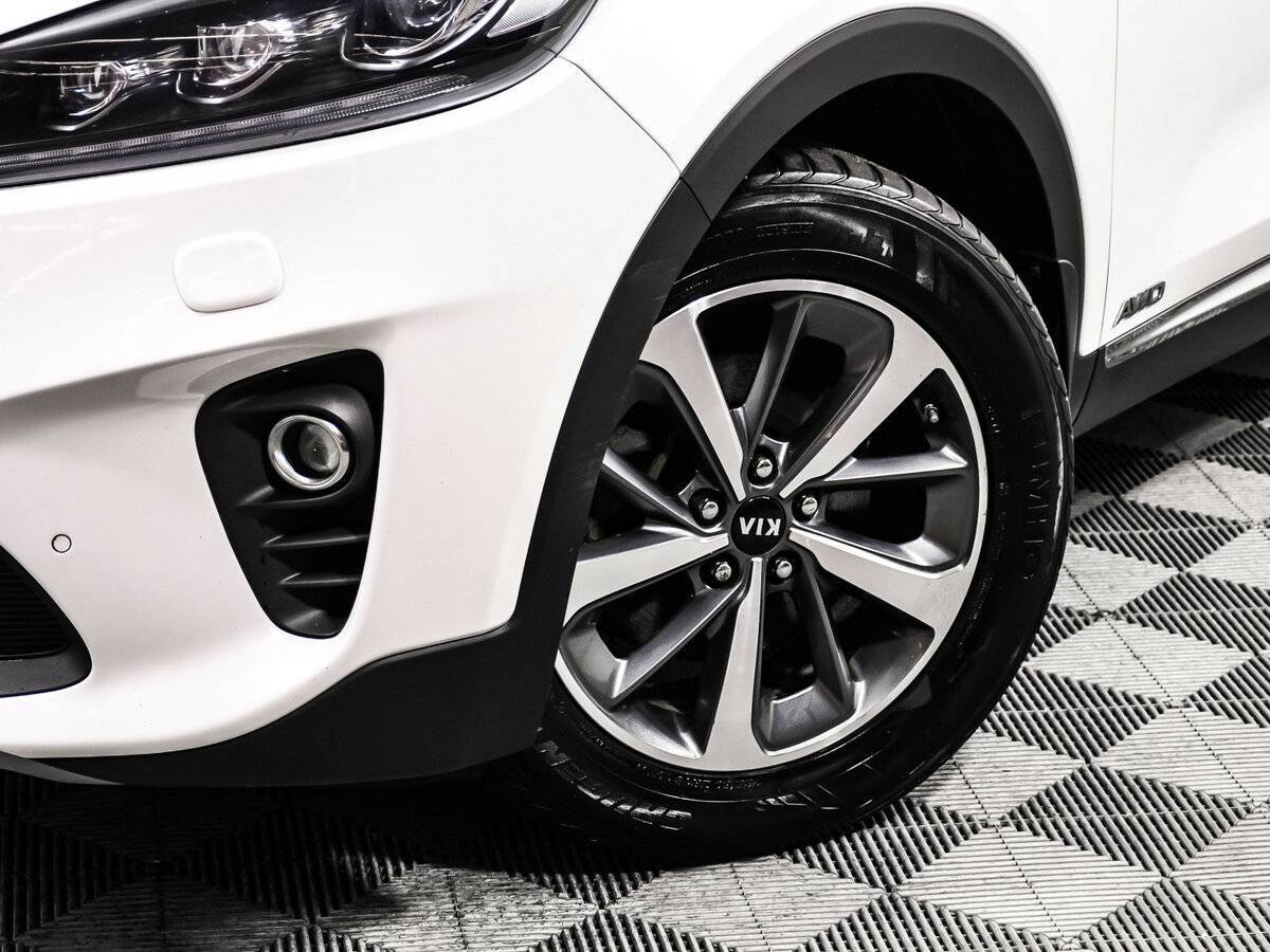 Купить Kia Sorento с пробегом. Фото: #14