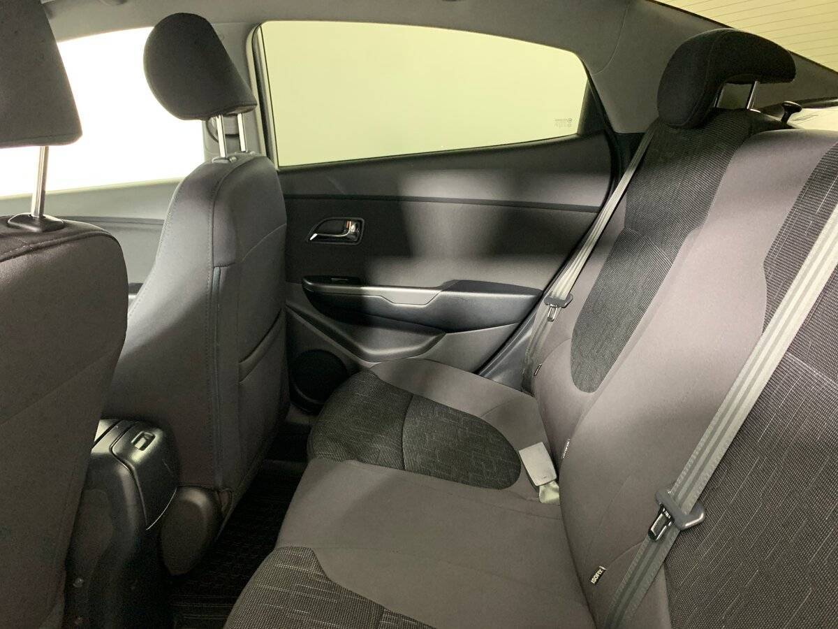 Купить Kia Rio с пробегом. Фото: #17