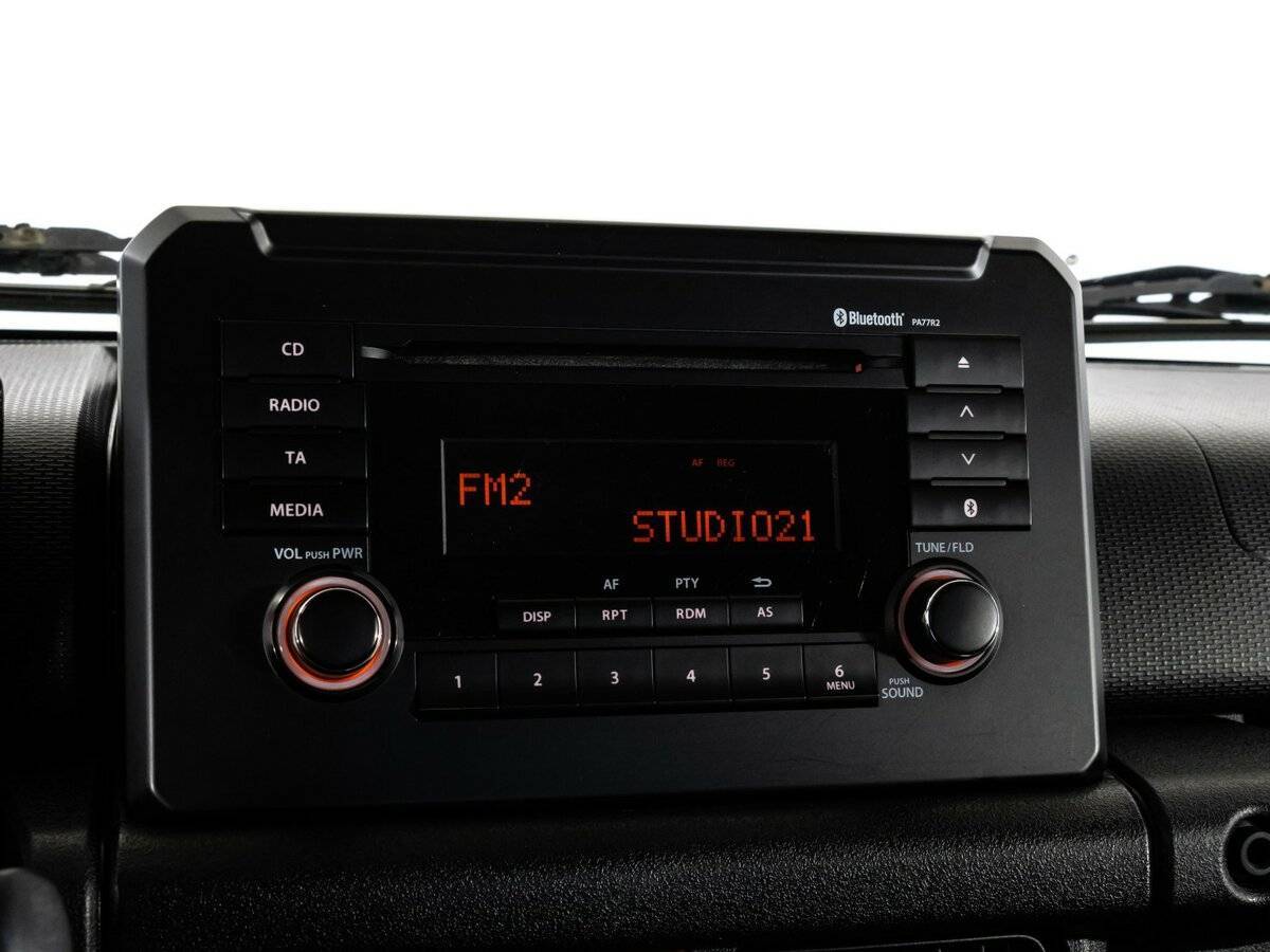 Купить Suzuki Jimny с пробегом. Фото: #19