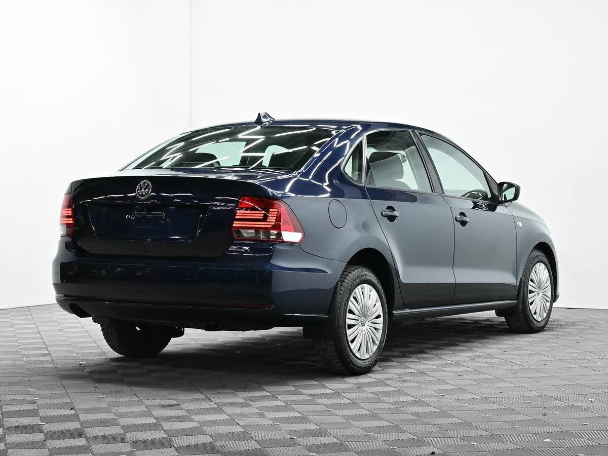 Купить Volkswagen Polo с пробегом. Фото: #3