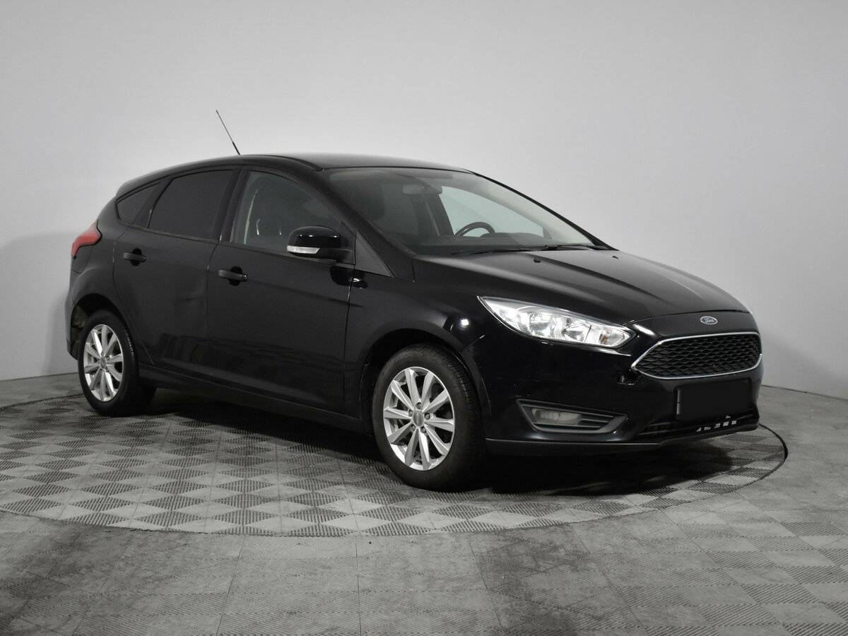 Купить Ford Focus с пробегом. Фото: #2