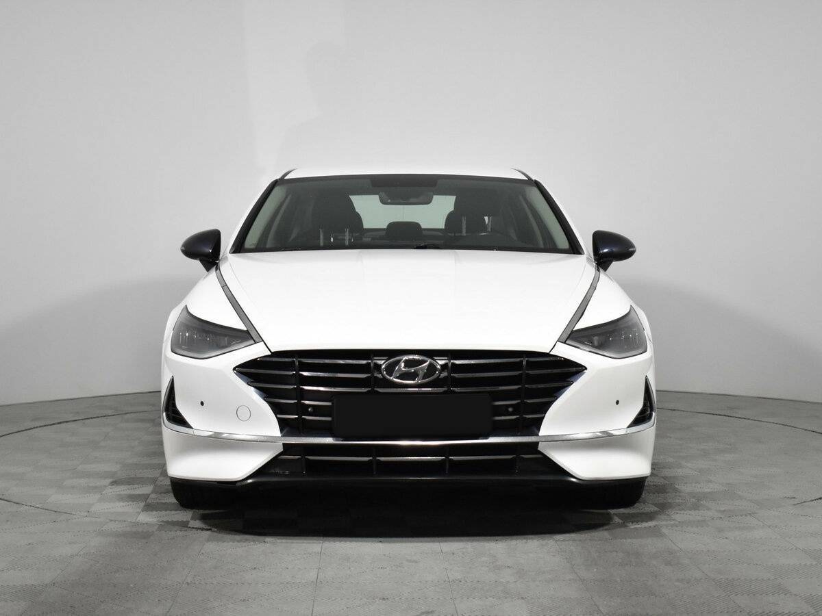 Купить Hyundai Sonata с пробегом. Фото: #1