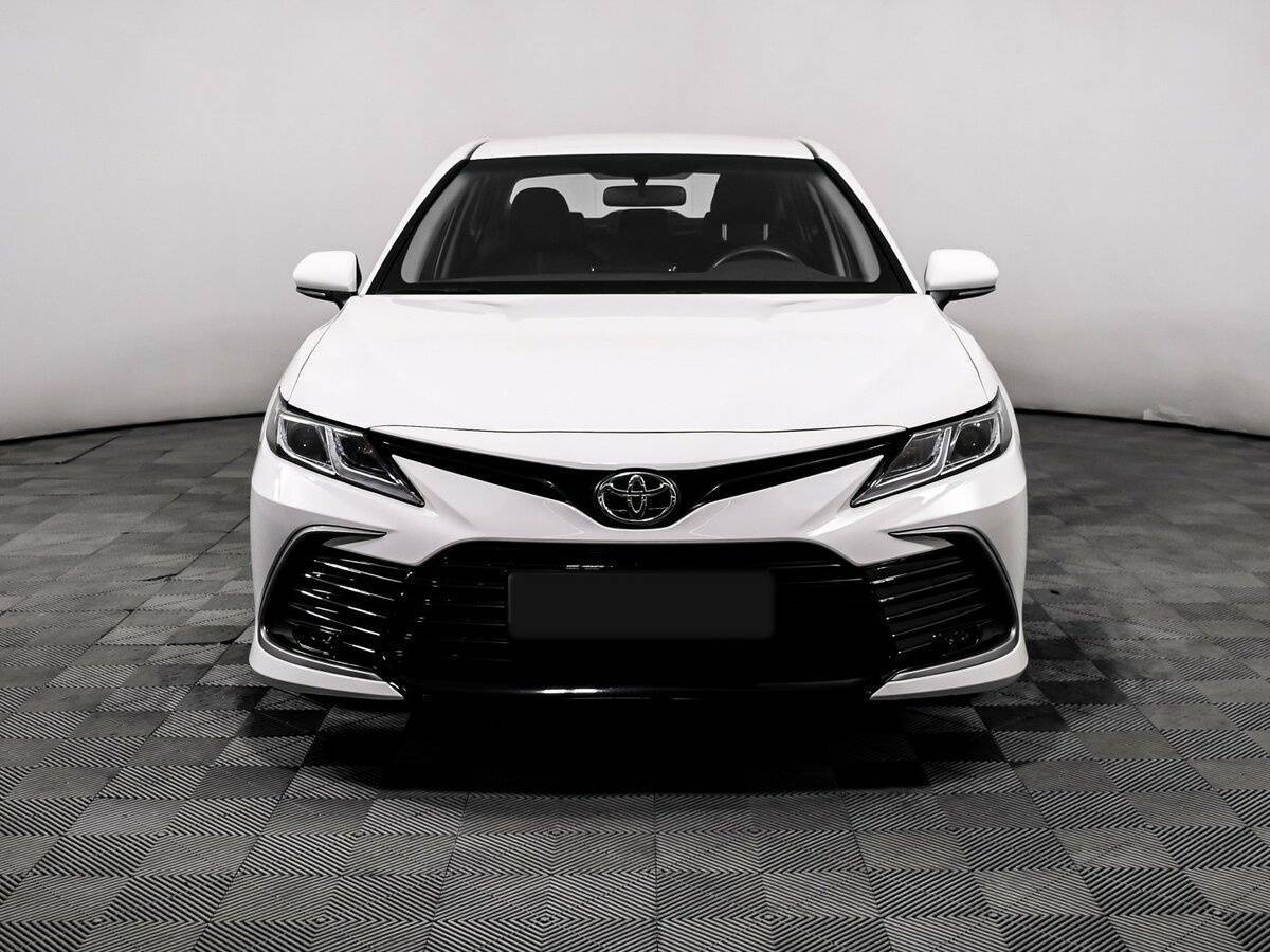 Купить Toyota Camry с пробегом. Фото: #1