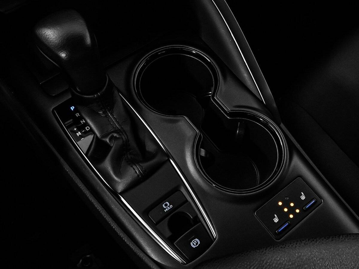 Купить Toyota Camry с пробегом. Фото: #16