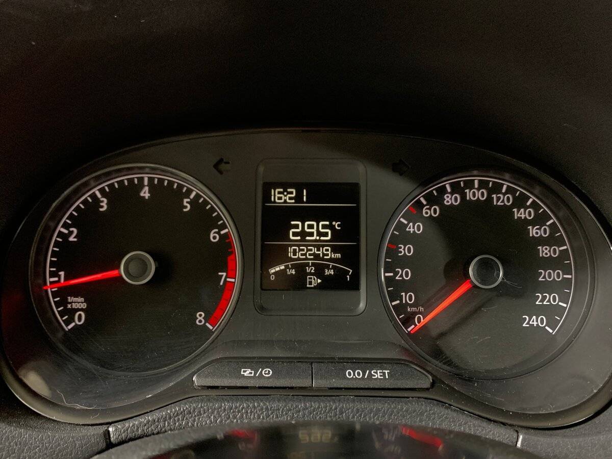 Купить Volkswagen Polo с пробегом. Фото: #13