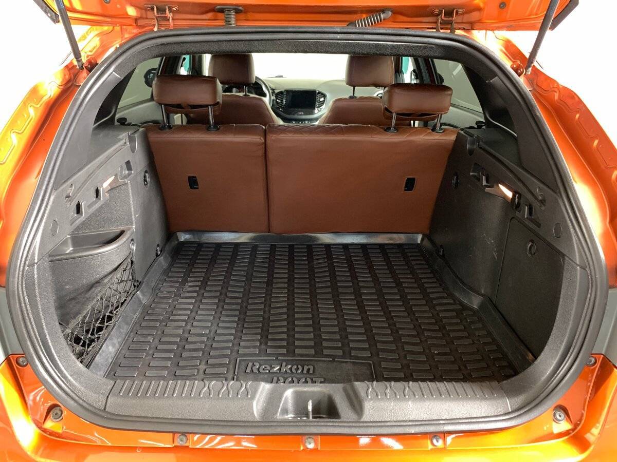 Купить Lada (ВАЗ) Vesta с пробегом. Фото: #18