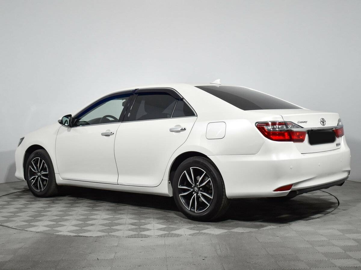 Купить Toyota Camry с пробегом. Фото: #6