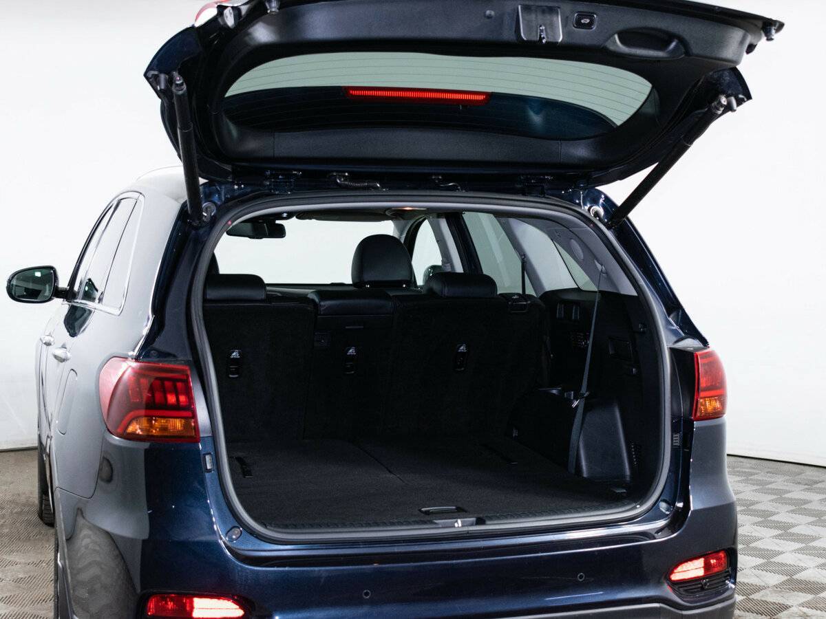 Купить Kia Sorento с пробегом. Фото: #8