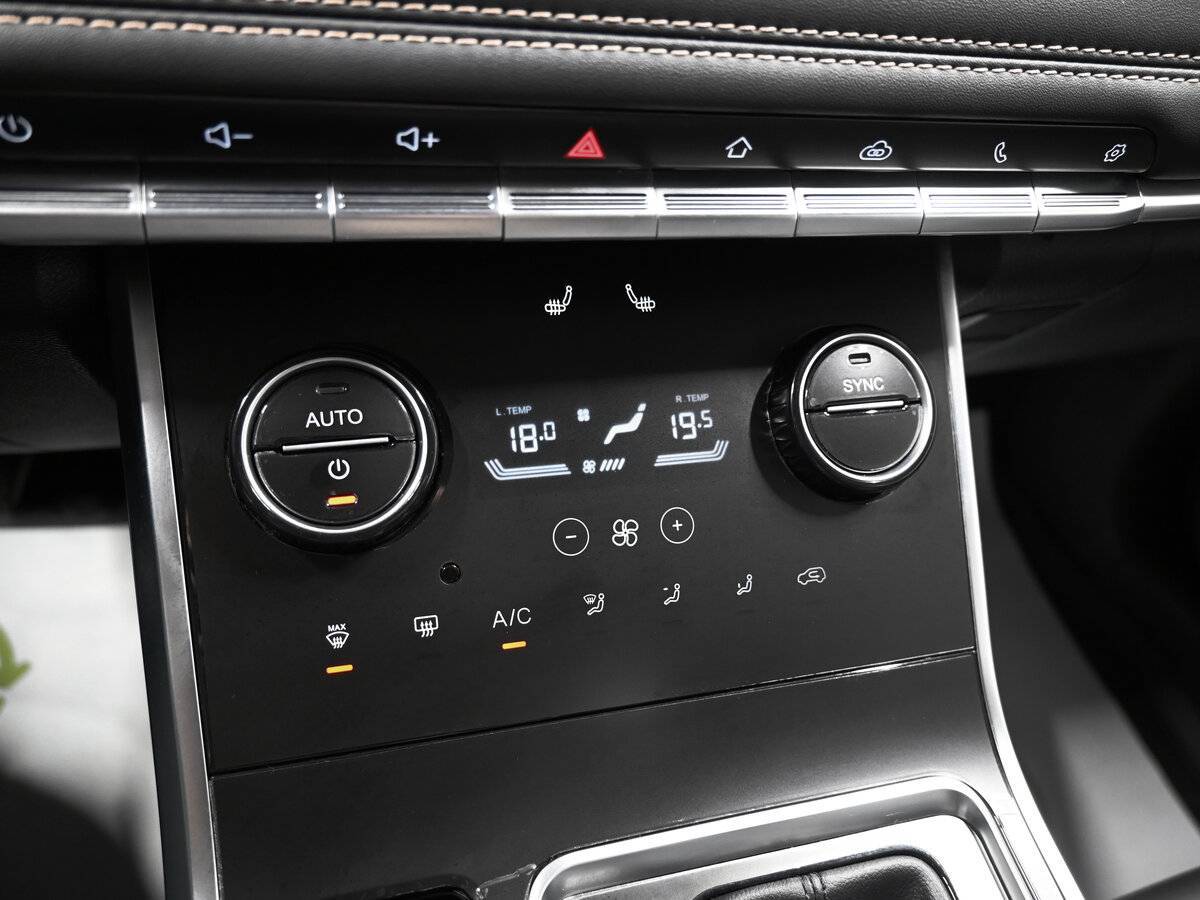 Купить Chery Tiggo 8 с пробегом. Фото: #17