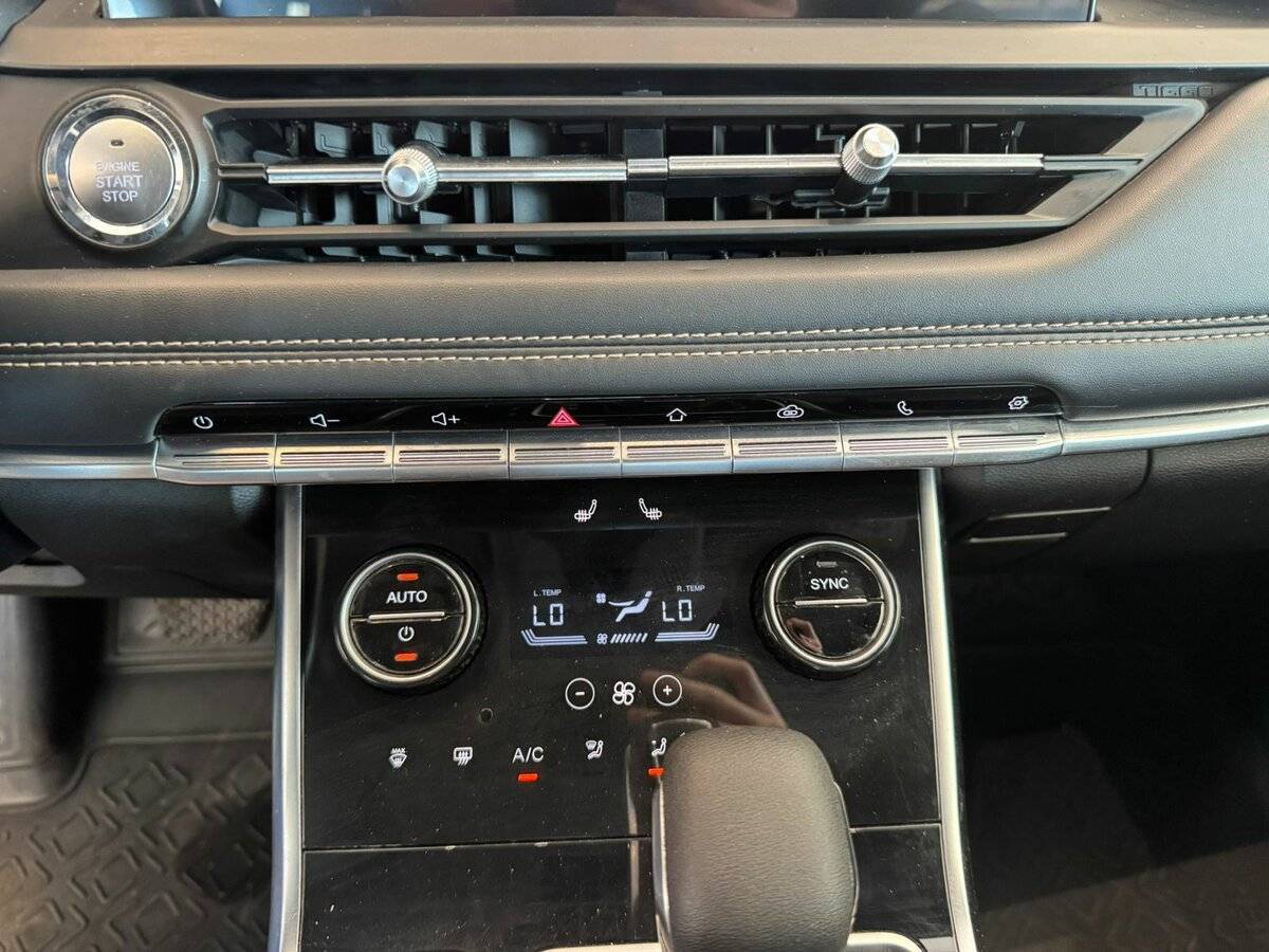 Купить Chery Tiggo 8 с пробегом. Фото: #14