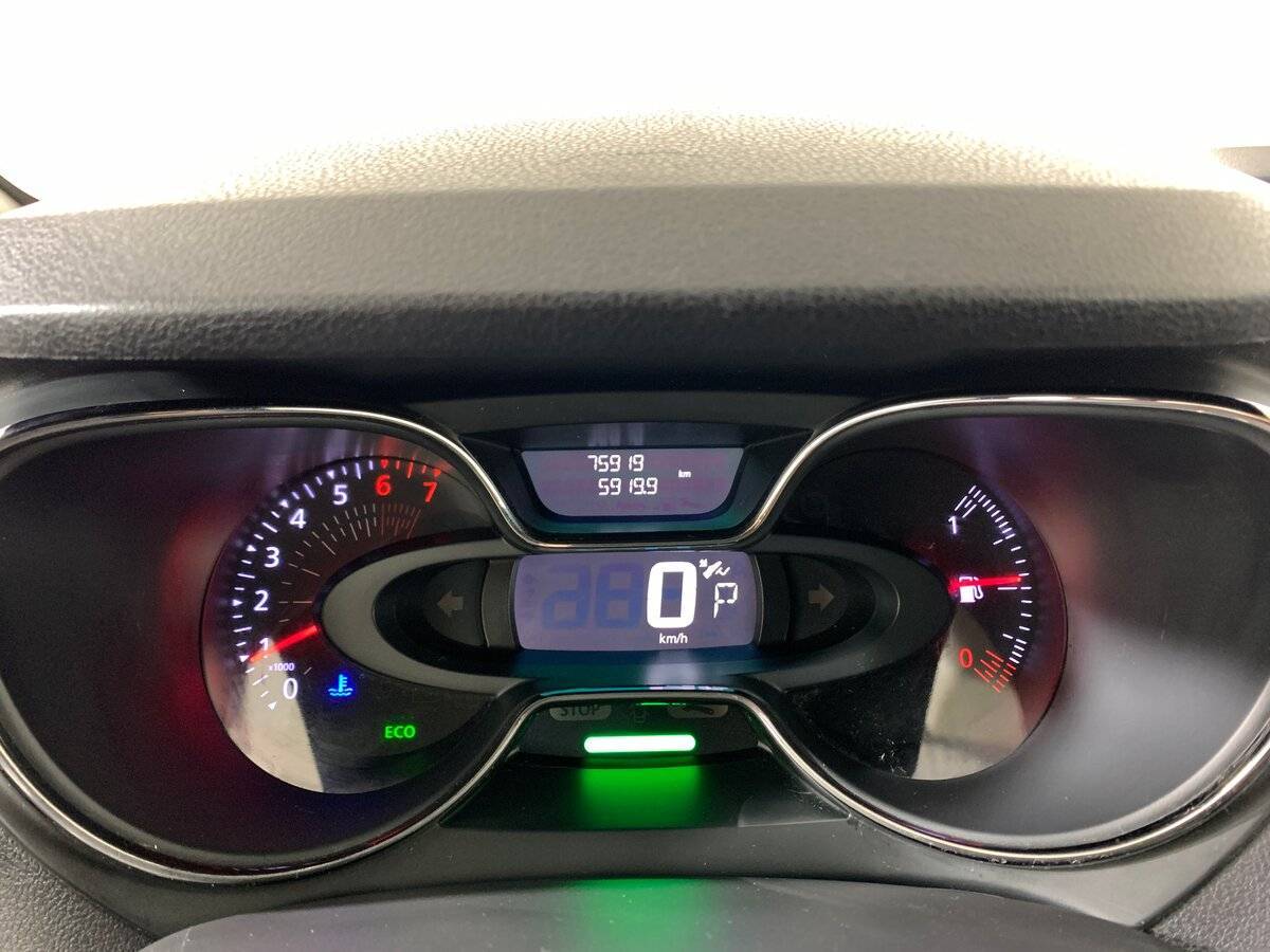 Купить Renault Kaptur с пробегом. Фото: #13