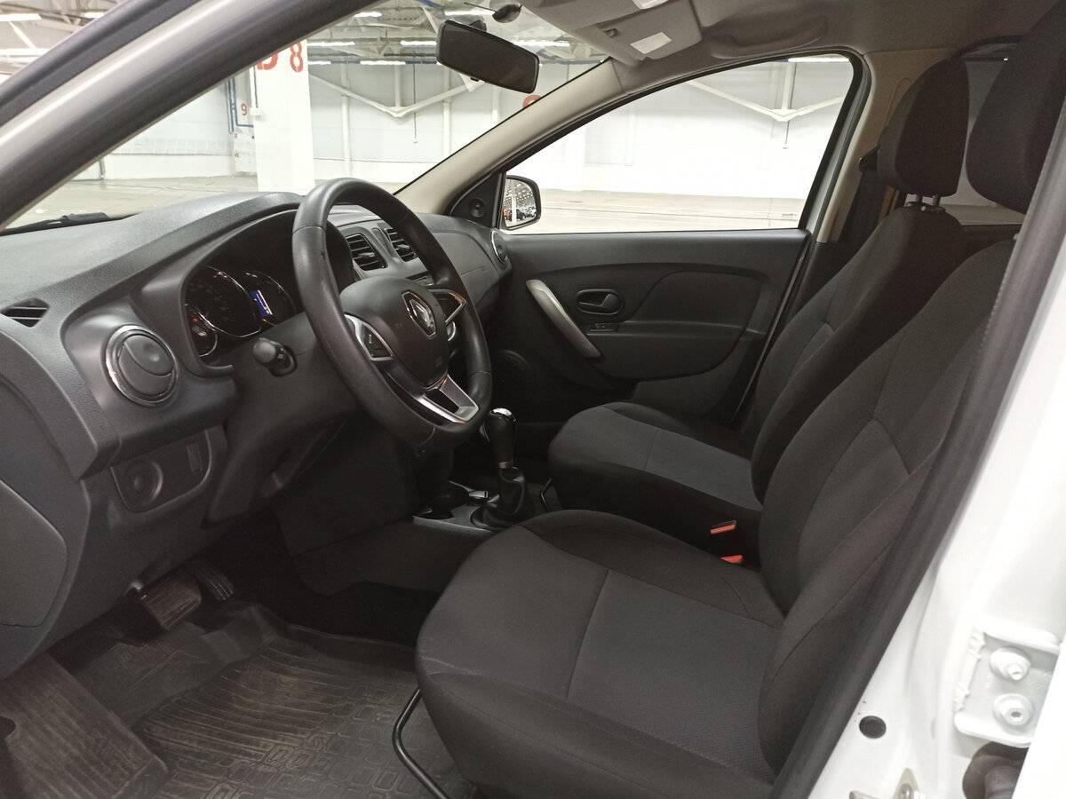 Купить Renault Logan с пробегом. Фото: #15