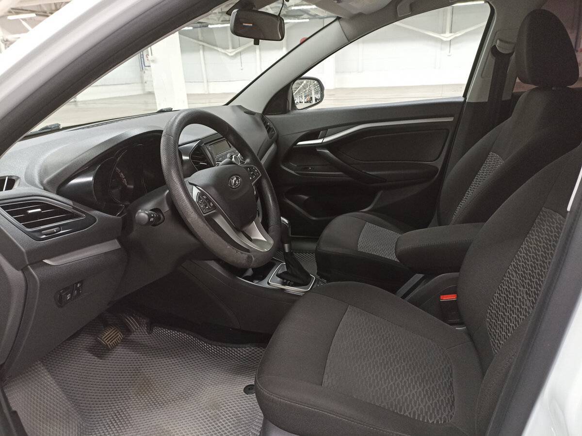 Купить Lada (ВАЗ) Vesta с пробегом. Фото: #15