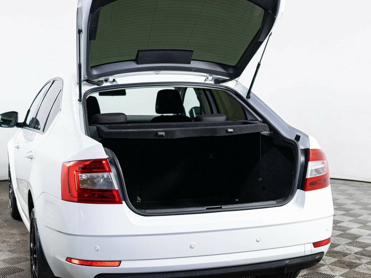 Купить Skoda Octavia с пробегом. Фото: #8