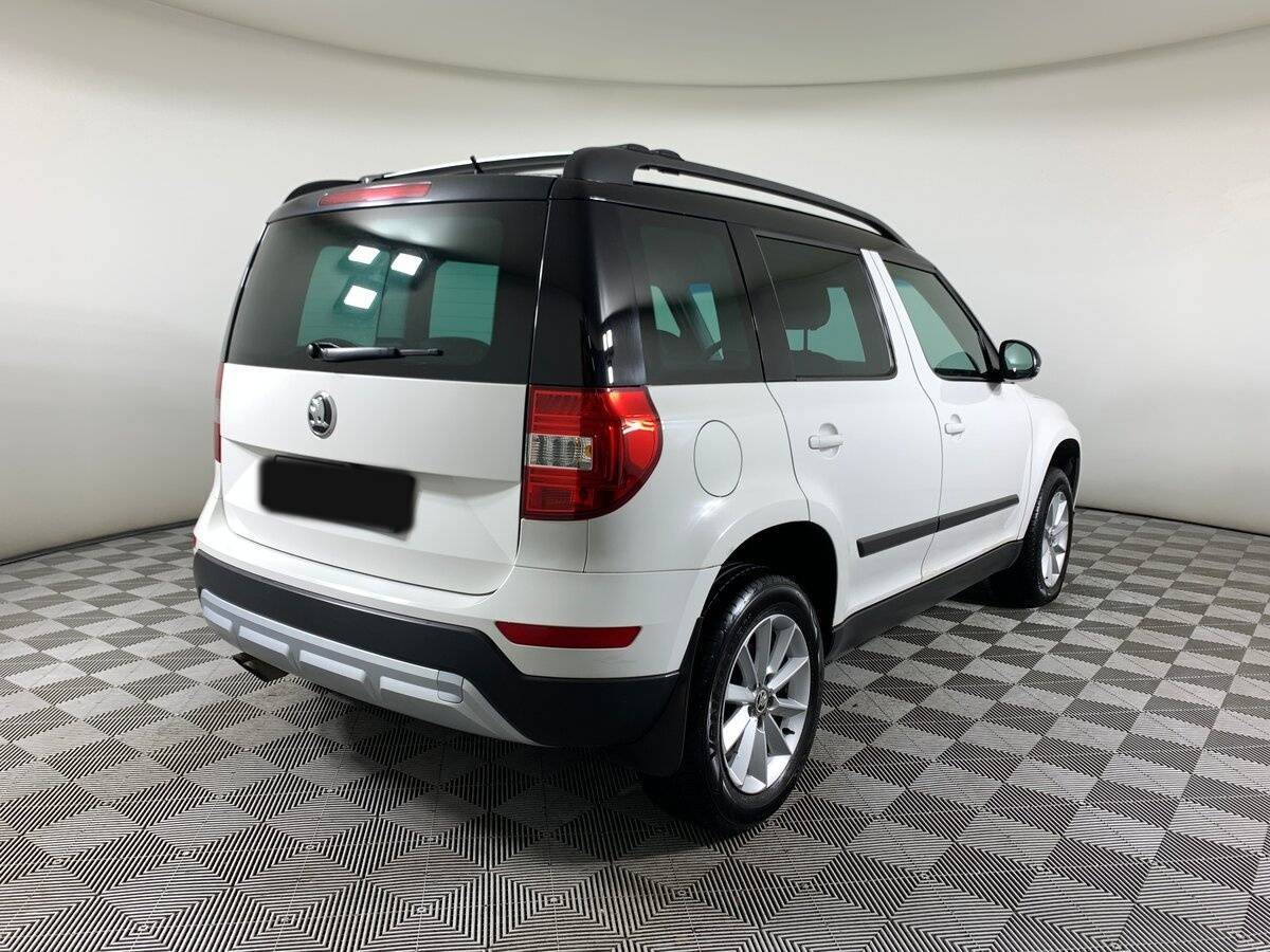 Купить Skoda Yeti с пробегом. Фото: #4