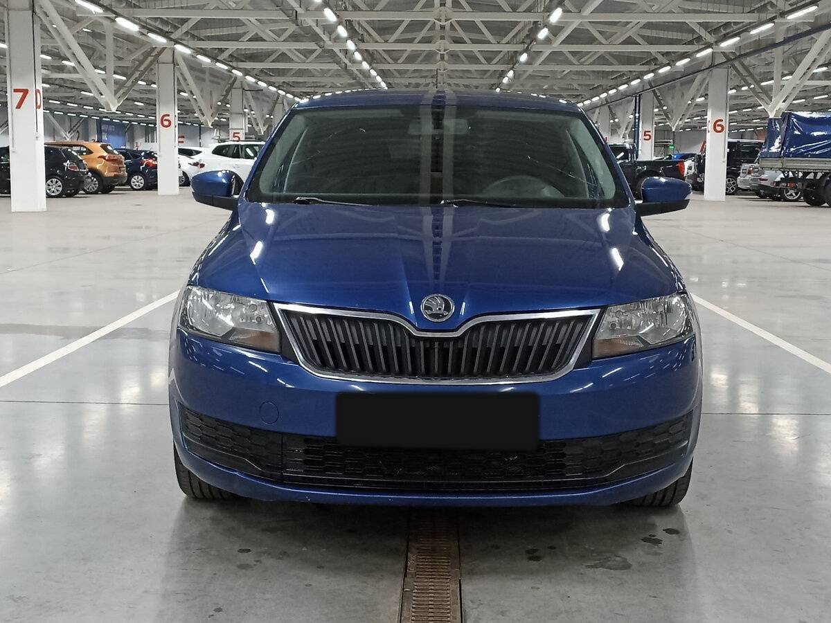 Купить Skoda Rapid с пробегом. Фото: #1
