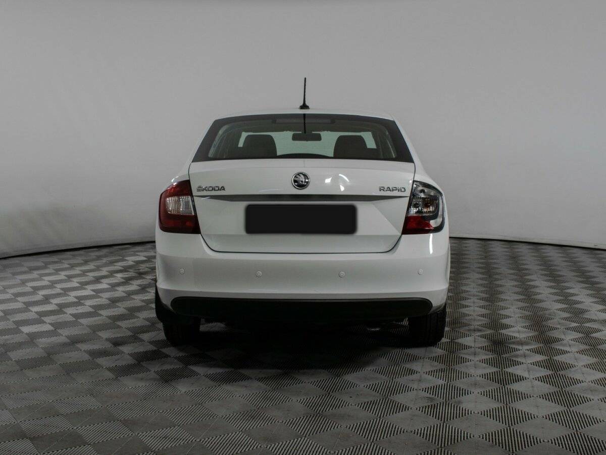 Купить Skoda Rapid с пробегом. Фото: #5