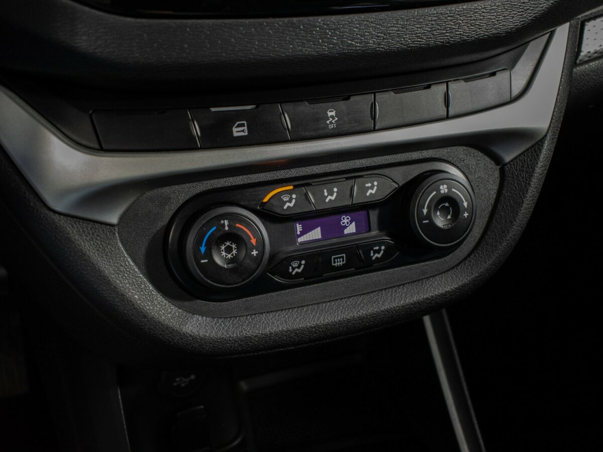 Купить Lada (ВАЗ) Vesta с пробегом. Фото: #12