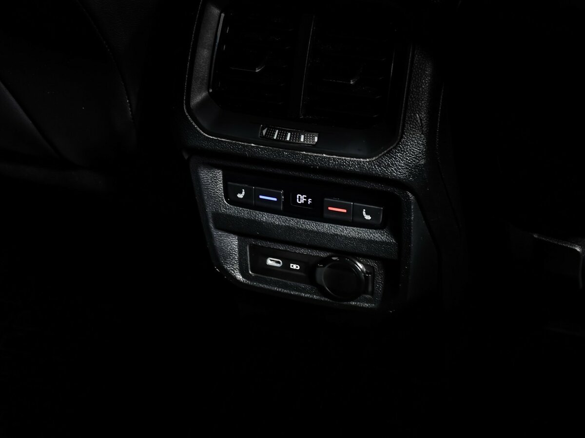 Купить Volkswagen Tiguan с пробегом. Фото: #14