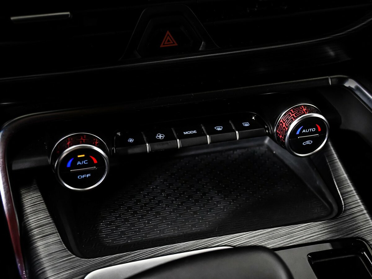 Купить Geely Tugella с пробегом. Фото: #16