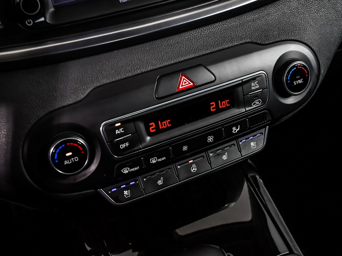 Купить Kia Sorento с пробегом. Фото: #20