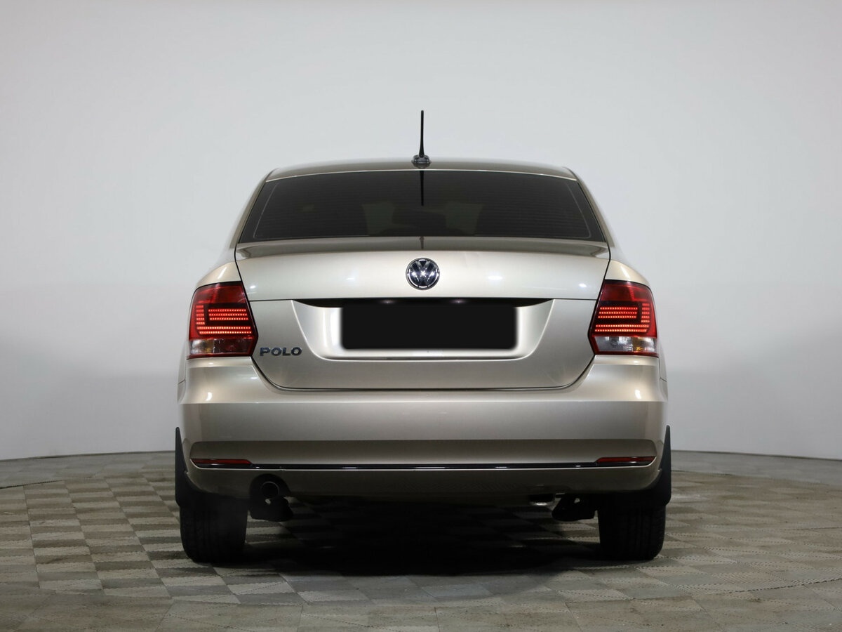 Купить Volkswagen Polo с пробегом. Фото: #2